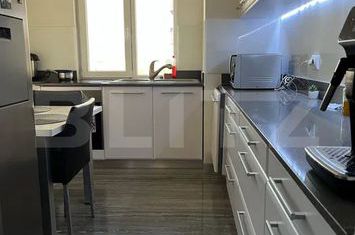 Apartament 3 camere de vanzare CLUJ-NAPOCA - Cluj anunturi imobiliare Cluj
