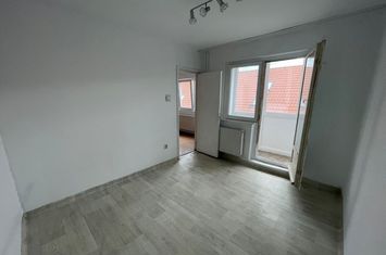 Apartament 2 camere de vanzare GIROCULUI - Timis anunturi imobiliare Timis