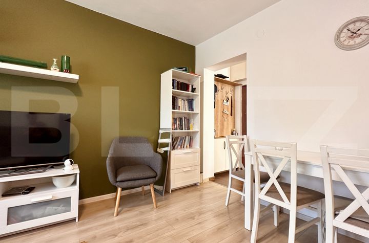 Apartament 3 camere de vanzare ROGERIUS - Bihor anunturi imobiliare Bihor