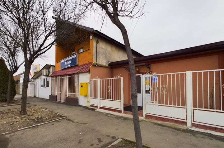 Birou de inchiriat PARNEAVA - Arad anunturi imobiliare Arad