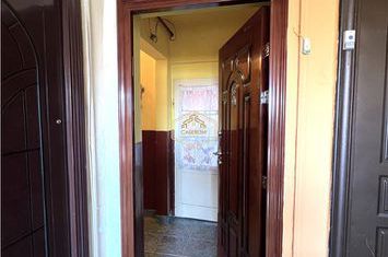 Apartament 3 camere de vanzare SOLIDARITATII - Satu Mare anunturi imobiliare Satu Mare
