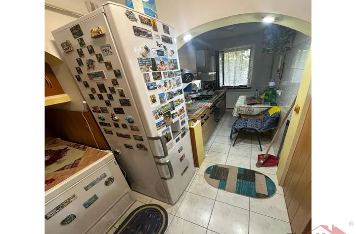 Apartament 3 camere de vanzare SUD - Vrancea anunturi imobiliare Vrancea