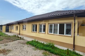 Casă - 4 camere de vanzare CORNESTI - Dambovita anunturi imobiliare Dambovita