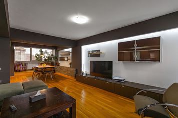 Apartament doua niveluri | 139 mp si terasa | 4 camere | Dorobantilor anunturi imobiliare Timis