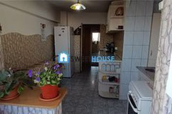 Apartament 2 camere de vanzare TRACTORUL - Brasov anunturi imobiliare Brasov