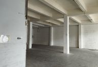 2.250 €, Spațiu industrial