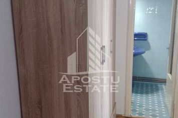 Apartament 3 camere, centrala proprie, zona Centrala anunturi imobiliare Timis