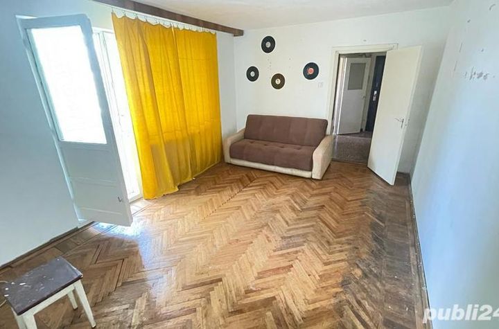 Apartament 3 camere de vanzare CIRCUMVALATIUNII - Timis anunturi imobiliare Timis