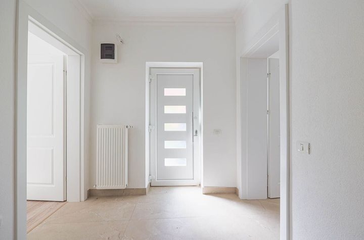 Apartament 2 camere renovat complet – str. Mărășești anunturi imobiliare Arad