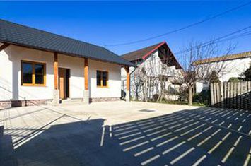 Casă - 4 camere de vanzare AGIGEA - Constanta anunturi imobiliare Constanta