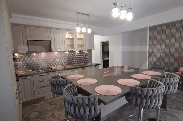 Apartament 3 camere de vanzare LIVEZENI - Mures anunturi imobiliare Mures