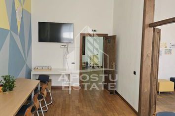 Spatiu de birou, 103 mp utili, Ultracentral anunturi imobiliare Arad