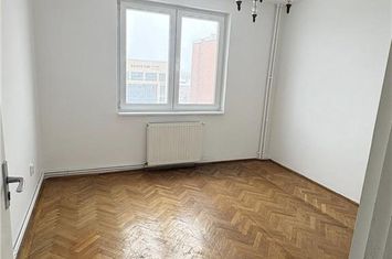 Apartament 3 camere de vanzare ASTRA - Brasov anunturi imobiliare Brasov
