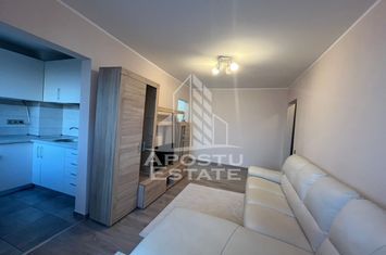 Apartament cu 3 camere, centrala proprie,renovat complet, zona Sagului anunturi imobiliare Timis