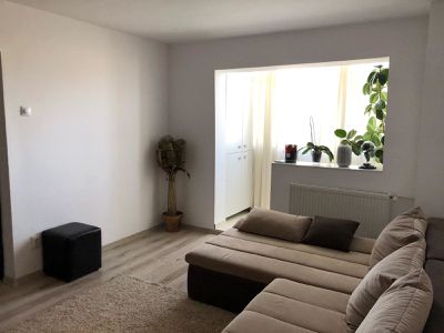 Apartament 4 camere 79 mp