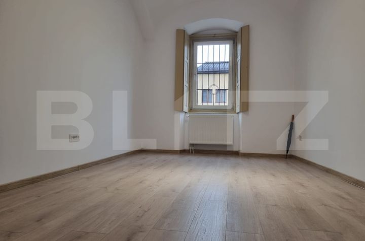 Apartament 3 camere de vanzare CLUJ-NAPOCA - Cluj anunturi imobiliare Cluj