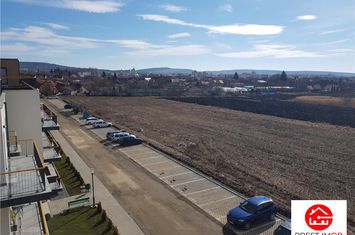 Apartament 5 camere de vanzare UNIRII - Mures anunturi imobiliare Mures