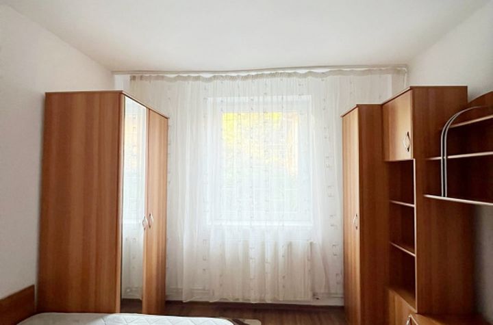 Apartament 2 camere de vanzare COMPLEX STUDENTESC - Timis anunturi imobiliare Timis