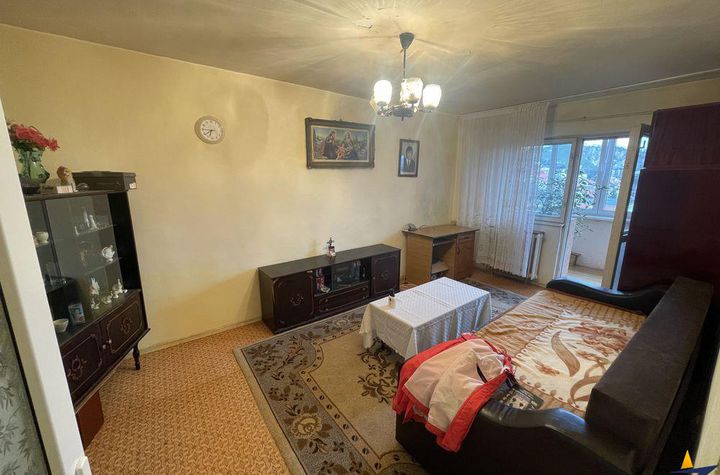 Apartament 3 camere de vanzare RACADAU - Brasov anunturi imobiliare Brasov