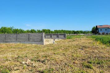 Micro 3, vanzare teren intravilan, 2366 mp- dezmembrat in 4 loturi, P+1+M, anunturi imobiliare Dambovita