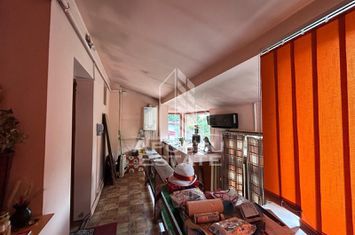 Casa la curte comuna cu doar 5 locatari, in Piata Maria. anunturi imobiliare Timis