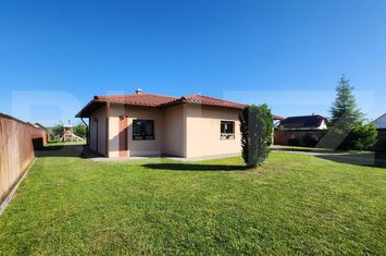 Casă - 5 camere de vanzare SANGEORGIU DE MURES - Mures anunturi imobiliare Mures