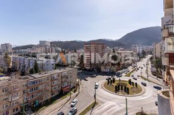 Apartament cu parcare si boxa Centru Civic Onix anunturi imobiliare Brasov
