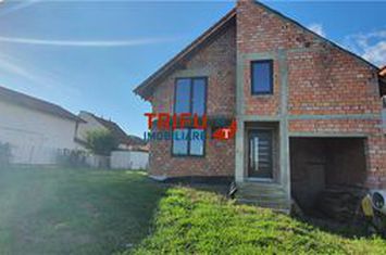 Casă - 4 camere de vanzare CENTRAL - Alba anunturi imobiliare Alba