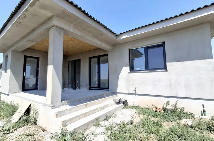 Casă - 4 camere de vanzare SANTANDREI - Bihor anunturi imobiliare Bihor