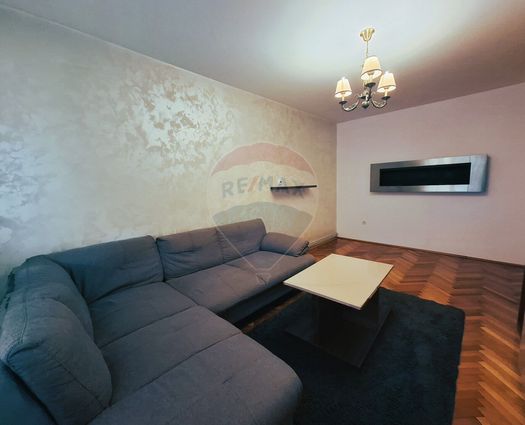 Apartament 3 camere Valea Aurie, 60 mp