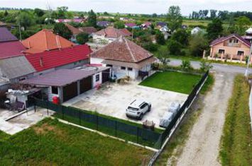 Casă - 2 camere de vanzare EST - Satu Mare anunturi imobiliare Satu Mare