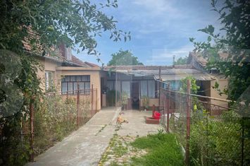 Casă - 6 camere de vanzare ARAD - Arad anunturi imobiliare Arad