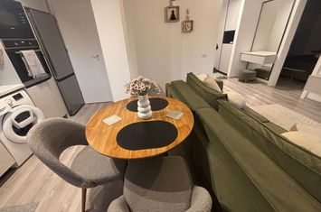 Apartament 2 camere de inchiriat TRACTORU - Brasov anunturi imobiliare Brasov