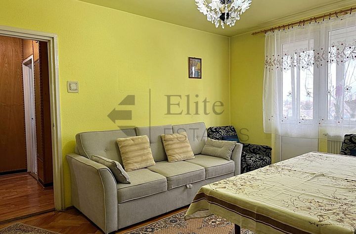 Apartament 3 camere de vanzare in Cantemir, Oradea anunturi imobiliare Bihor