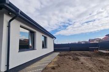 Casă - 4 camere de vanzare BACAU - Bacau anunturi imobiliare Bacau