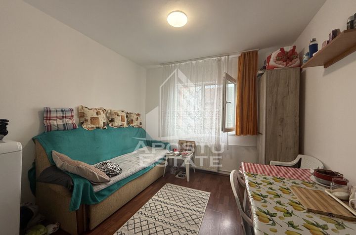 Garsoniera, bloc de apartamente anvelopat,  investitie, zona Girocului anunturi imobiliare Timis