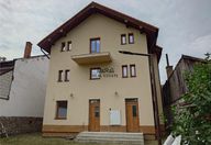 320.000 €, Birou