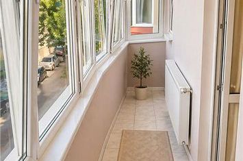 Apartament 2 camere de vanzare TRACTORUL - Brasov anunturi imobiliare Brasov