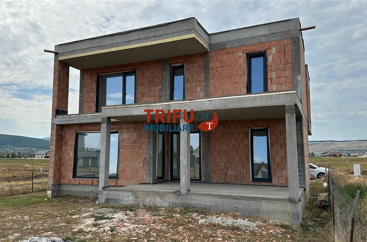 Vilă - 4 camere de vanzare CENTRAL - Alba anunturi imobiliare Alba