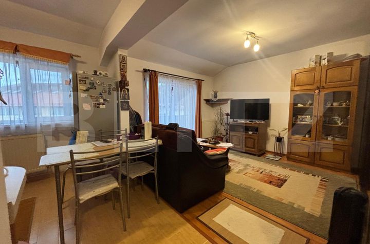 Apartament 2 camere de vanzare FLORESTI - Cluj anunturi imobiliare Cluj