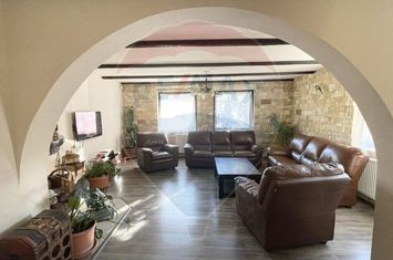 Vila si casa de vacanta Sibiel anunturi imobiliare Sibiu