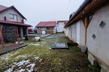 Casă / Vilă cu 3 camere de vânzare în zona Sud anunturi imobiliare Sibiu