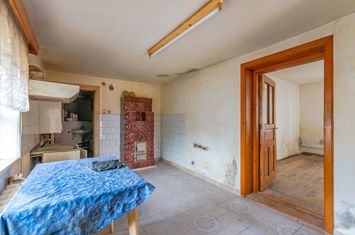 Casă individuală de renovare în Bod, Brașov anunturi imobiliare Brasov