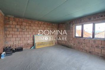 Vilă - 5 camere de vanzare TARGU-JIU - Gorj anunturi imobiliare Gorj