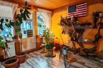 Casă - 9 camere de vanzare RASNOV - Brasov anunturi imobiliare Brasov