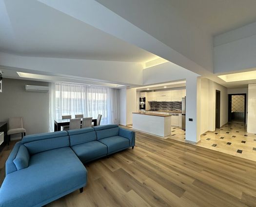 Apartament 4 camere Baneasa, 247 mp
