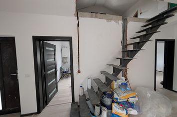 Casă - 3 camere de vanzare BACAU - Bacau anunturi imobiliare Bacau