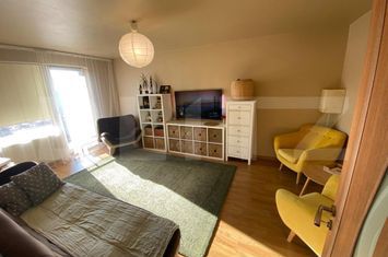 Apartament 4 camere de vanzare BACIU - Cluj anunturi imobiliare Cluj