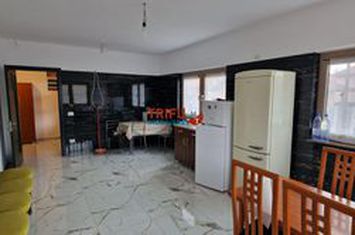 Vilă - 6 camere de vanzare CENTRAL - Alba anunturi imobiliare Alba