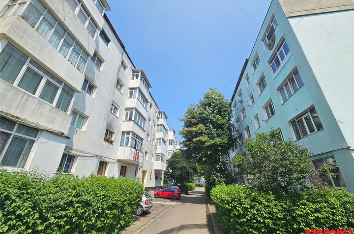 Apartament 2 camere de vanzare NARCISA - Bacau anunturi imobiliare Bacau